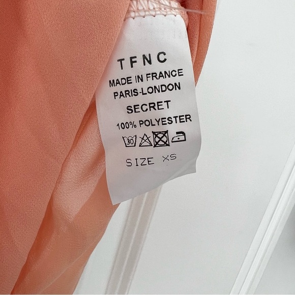 TFNC London Peach Black Flowy Camisole Top Bubble Hem Cut Out XS ASOS 90's - Picture 4 of 8